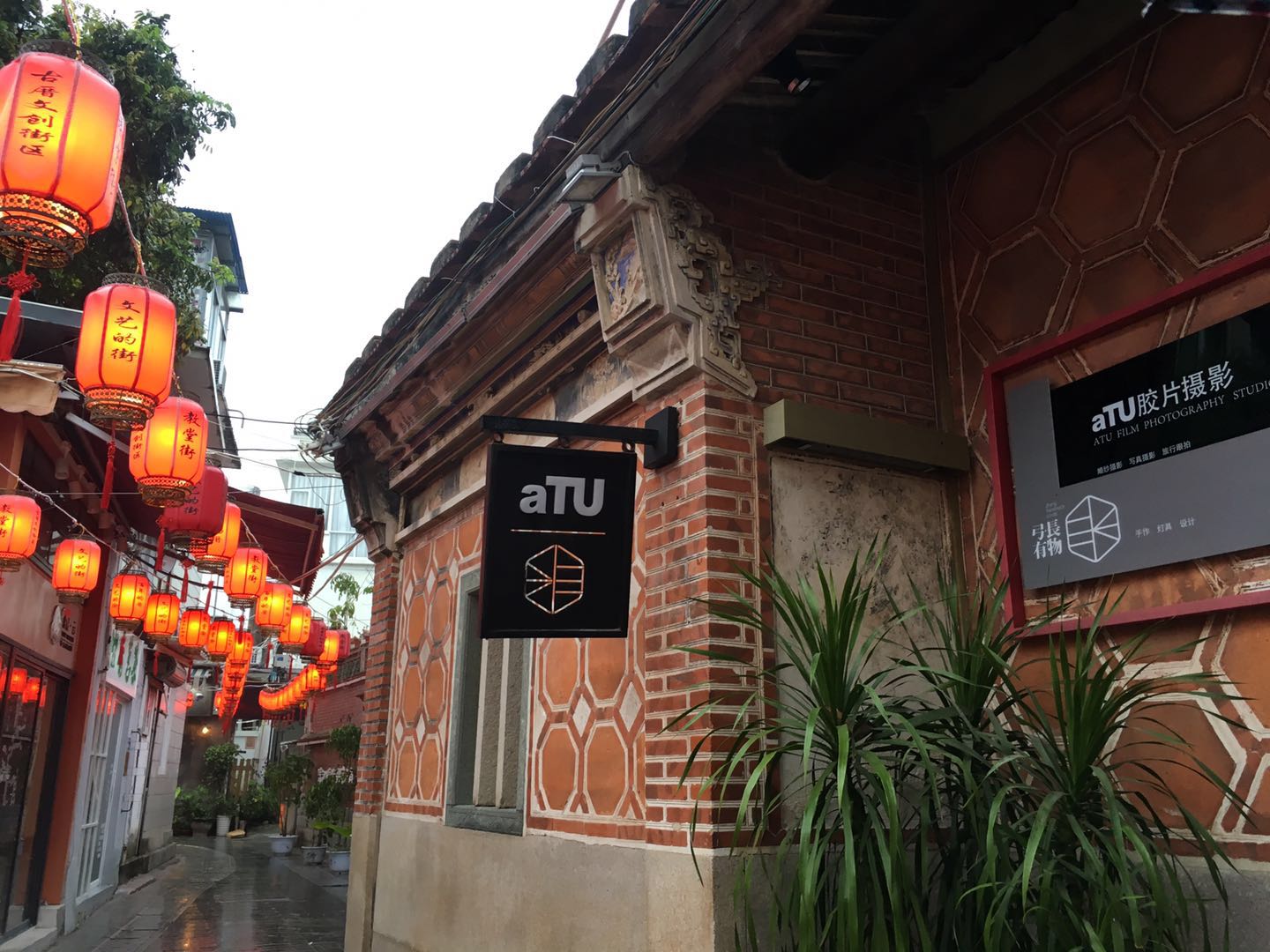 【古厝印象】在曾厝垵最古老的房子发现光与影的创作者.